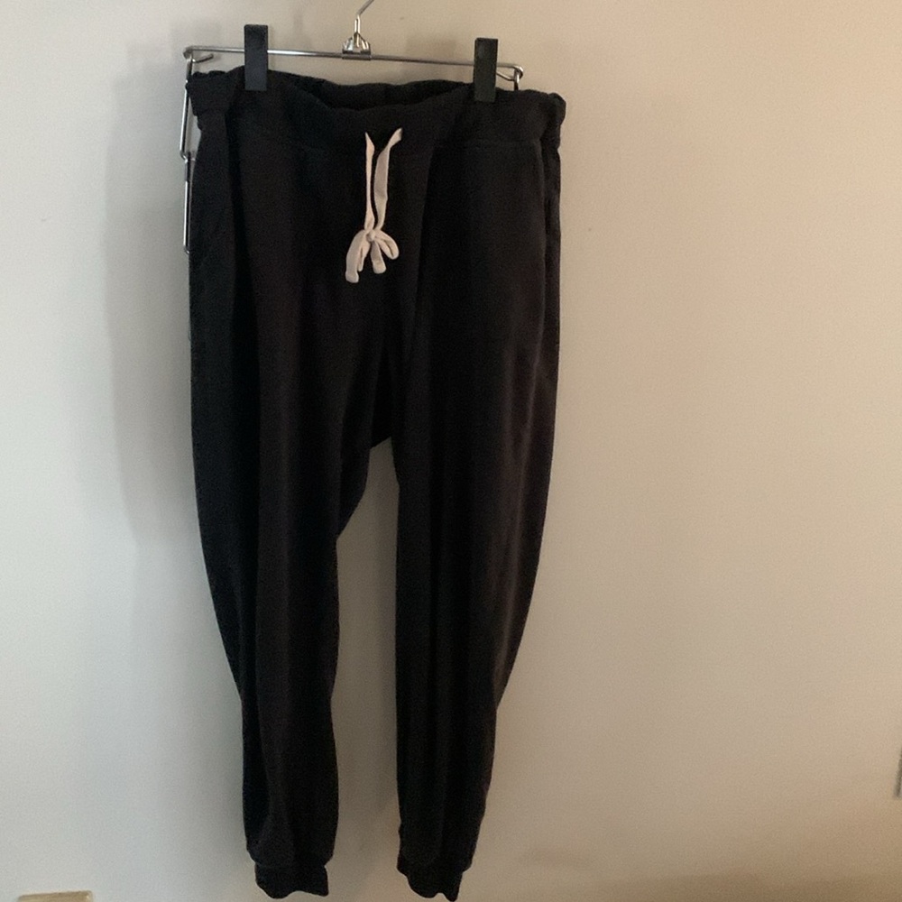 2 Pair Women’s J. Crew Lightweight Jogger Athletic Pant Lot, Navy and Black